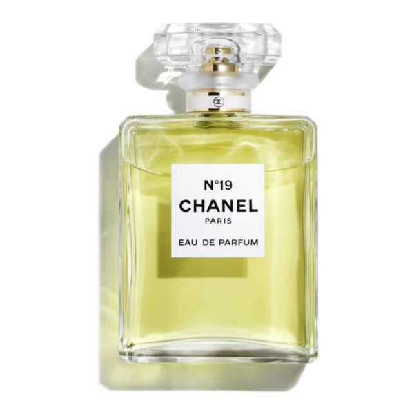 N°19 – Eau De Parfum Spray